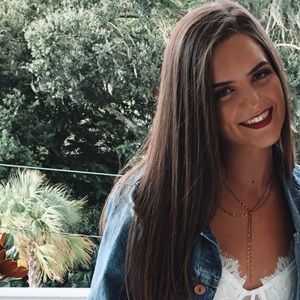 Meet your Posher, Sheila